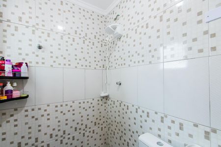 Casa de condomínio à venda com 62m², 2 quartos e 1 vaga Casa de condomínio à venda com 62m², 2 quartos e 1 vagaBanheiro da Suíte 2