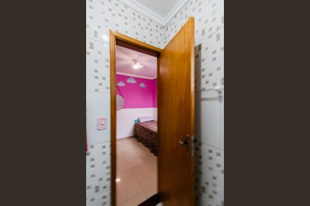 Casa de condomínio à venda com 62m², 2 quartos e 1 vaga Casa de condomínio à venda com 62m², 2 quartos e 1 vagaBanheiro da Suíte 2