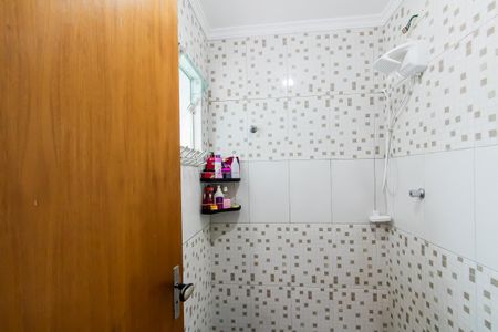 Casa de condomínio à venda com 62m², 2 quartos e 1 vaga Casa de condomínio à venda com 62m², 2 quartos e 1 vagaBanheiro da Suíte 2
