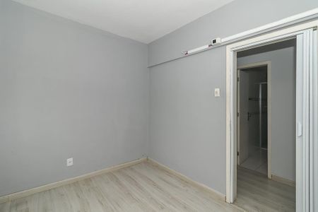 Quarto de apartamento à venda com 2 quartos, 48m² em Sarandi, Porto Alegre