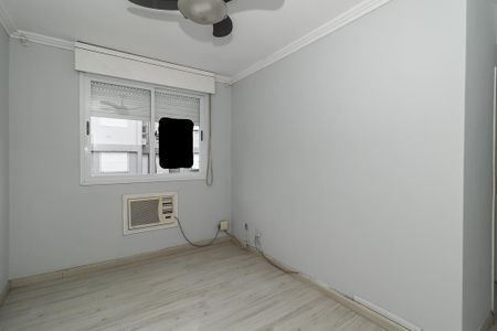 Sala de apartamento à venda com 2 quartos, 48m² em Sarandi, Porto Alegre