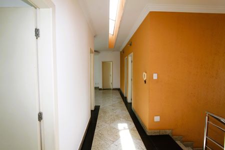 Corredor de casa para alugar com 5 quartos, 150m² em Alto Caiçaras, Belo Horizonte