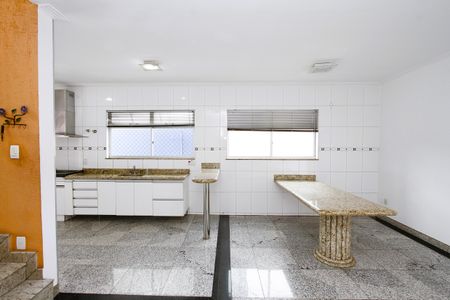 Sala/Cozinha de casa para alugar com 5 quartos, 150m² em Alto Caiçaras, Belo Horizonte