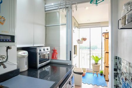 Apartamento à venda com 66m², 2 quartos e 1 vagaÁrea de serviço