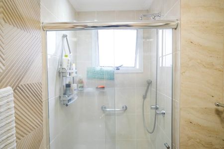 Apartamento à venda com 66m², 2 quartos e 1 vagaBanheiro da suíte