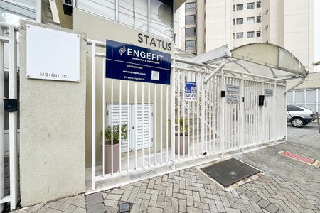 Apartamento à venda com 66m², 2 quartos e 1 vagaFachada + plaquinha