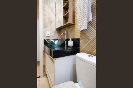 Apartamento à venda com 66m², 2 quartos e 1 vagaBanheiro da suíte