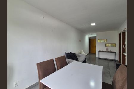 Sala  de apartamento para alugar com 2 quartos, 57m² em Vargem Grande, Rio de Janeiro