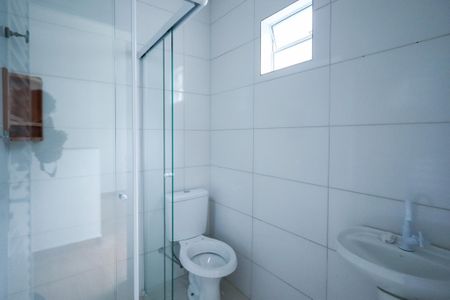 Banheiro Social de casa para alugar com 1 quarto, 45m² em Jardim Sao Luiz, São Paulo