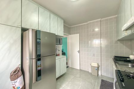 Apartamento à venda com 52m², 2 quartos e 1 vaga Apartamento à venda com 52m², 2 quartos e 1 vagaCozinha e Área de Serviço