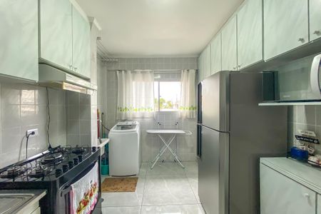 Apartamento à venda com 52m², 2 quartos e 1 vaga Apartamento à venda com 52m², 2 quartos e 1 vagaCozinha e Área de Serviço