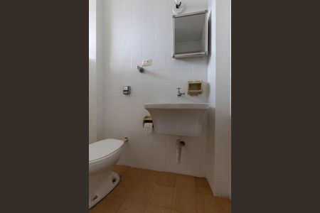 Banheiro de kitnet/studio para alugar com 1 quarto, 25m² em Campos Elíseos, São Paulo