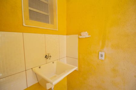 Área de Serviço de casa para alugar com 1 quarto, 28m² em Vila Palmeiras, São Paulo