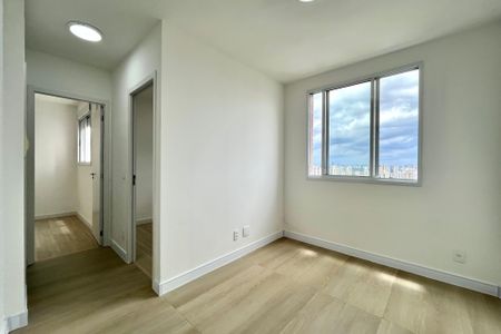 Sala de apartamento para alugar com 2 quartos, 35m² em Vila Mira, São Paulo