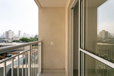 Apartamento para alugar com 27m², 1 quarto e sem vaga Apartamento para alugar com 27m², 1 quarto e sem vagaVaranda da Sala/Cozinha