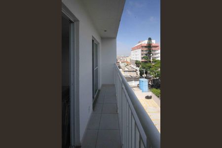 Apartamento à venda com 28m², 1 quarto e sem vaga Apartamento à venda com 28m², 1 quarto e sem vagaVaranda