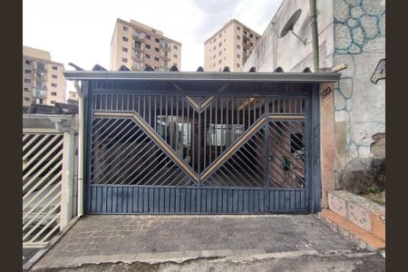 Fachada  de casa à venda com 5 quartos, 180m² em Parque Bristol, São Paulo