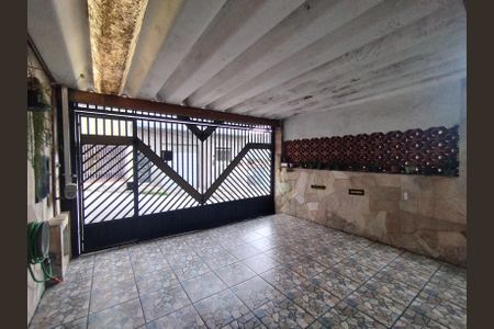 Garagem de casa à venda com 5 quartos, 180m² em Parque Bristol, São Paulo