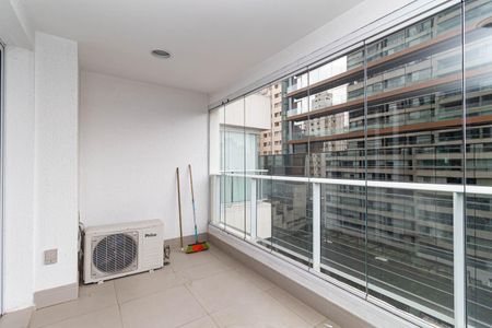 Varanda de kitnet/studio à venda com 1 quarto, 36m² em Consolação, São Paulo