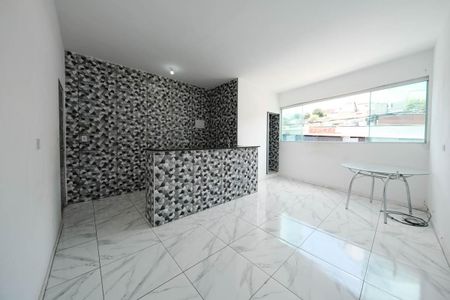 Sala/Cozinha de casa para alugar com 2 quartos, 40m² em Vila Paranagua, São Paulo