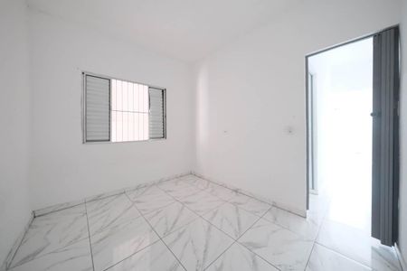 Quarto 2 de casa para alugar com 2 quartos, 40m² em Vila Paranagua, São Paulo