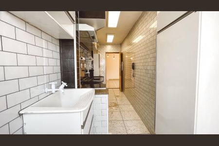 Apartamento à venda com 74m², 2 quartos e 1 vagaCozinha e Área de Serviço