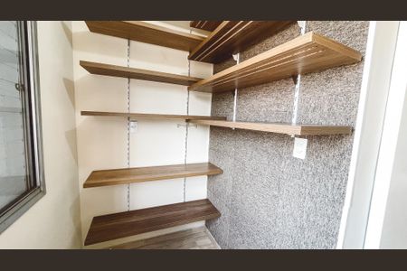Apartamento à venda com 74m², 2 quartos e 1 vagaCloset da suíte