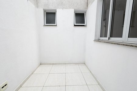 Apartamento para alugar com 54m², 2 quartos e 1 vaga Apartamento para alugar com 54m², 2 quartos e 1 vagaQuintal