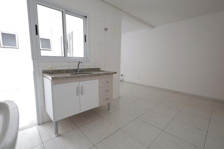 Apartamento para alugar com 54m², 2 quartos e 1 vaga Apartamento para alugar com 54m², 2 quartos e 1 vagaCozinha e Área de Serviço