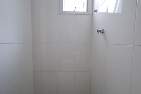 Apartamento para alugar com 54m², 2 quartos e 1 vaga Apartamento para alugar com 54m², 2 quartos e 1 vagaBanheiro da Suíte