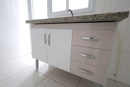 Apartamento para alugar com 54m², 2 quartos e 1 vaga Apartamento para alugar com 54m², 2 quartos e 1 vagaCozinha e Área de Serviço