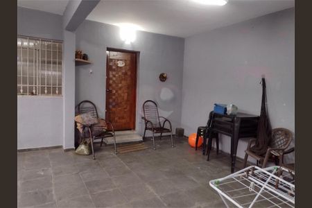 Casa à venda com 3 quartos, 109m² em Parque Peruche, São Paulo