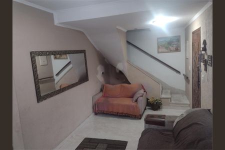 Casa à venda com 3 quartos, 109m² em Parque Peruche, São Paulo