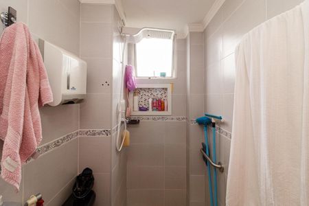 Apartamento à venda com 50m², 2 quartos e 1 vaga Apartamento à venda com 50m², 2 quartos e 1 vagaBanheiro