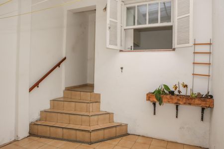 Casa à venda com 110m², 2 quartos e 1 vagaQuintal