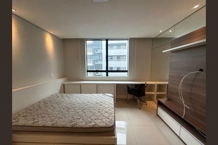 Apartamento para alugar com 26m², 1 quarto e 1 vaga Apartamento para alugar com 26m², 1 quarto e 1 vagaStudio