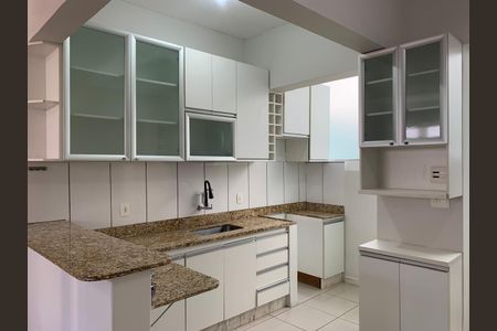 Cozinha de apartamento para alugar com 4 quartos, 110m² em Serra, Belo Horizonte