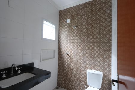 Casa à venda com 107m², 3 quartos e 3 vagasBanheiro Social