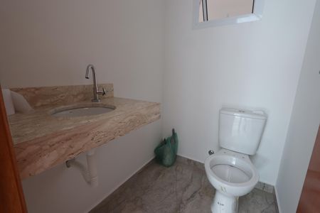 Casa à venda com 107m², 3 quartos e 3 vagasLavabo