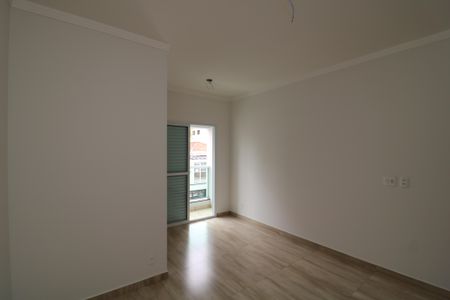 Casa à venda com 107m², 3 quartos e 3 vagasSuíte