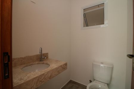 Lavabo de casa à venda com 3 quartos, 107m² em Vila Lucia, São Paulo