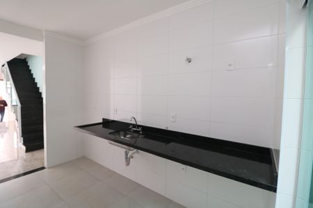 Casa à venda com 107m², 3 quartos e 3 vagasCozinha