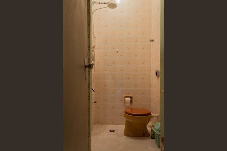 Casa à venda com 210m², 3 quartos e 2 vagas Casa à venda com 210m², 3 quartos e 2 vagasLavabo