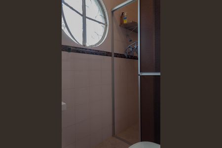 Casa à venda com 210m², 3 quartos e 2 vagas Casa à venda com 210m², 3 quartos e 2 vagasBanheiro da Suíte 1