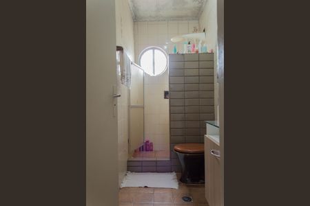 Casa à venda com 210m², 3 quartos e 2 vagas Casa à venda com 210m², 3 quartos e 2 vagasBanheiro