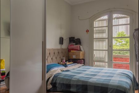 Casa à venda com 210m², 3 quartos e 2 vagas Casa à venda com 210m², 3 quartos e 2 vagasQuarto 1