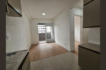 Sala/Cozinha de apartamento para alugar com 2 quartos, 36m² em Jardim São Luís, São Paulo