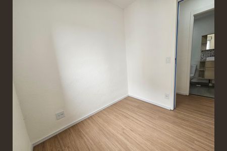 Quarto 1 de apartamento para alugar com 2 quartos, 36m² em Jardim São Luís, São Paulo