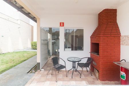 Apartamento para alugar com 55m², 2 quartos e 1 vaga Apartamento para alugar com 55m², 2 quartos e 1 vagaÁrea comum - Churrasqueira