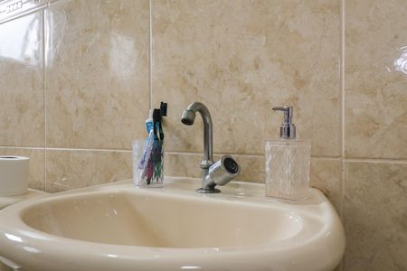 Casa para alugar com 166m², 3 quartos e 3 vagas Casa para alugar com 166m², 3 quartos e 3 vagasBanheiro Social